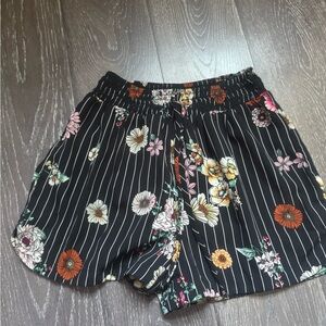 flower shorts